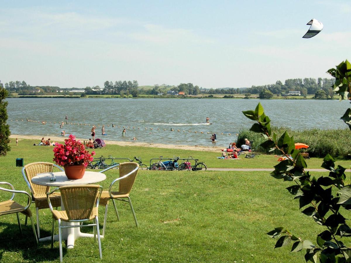 Fresh And Colorful Holiday Home Near The Beach Sea Dunes And Lake Noordwijkerhout Exterior foto