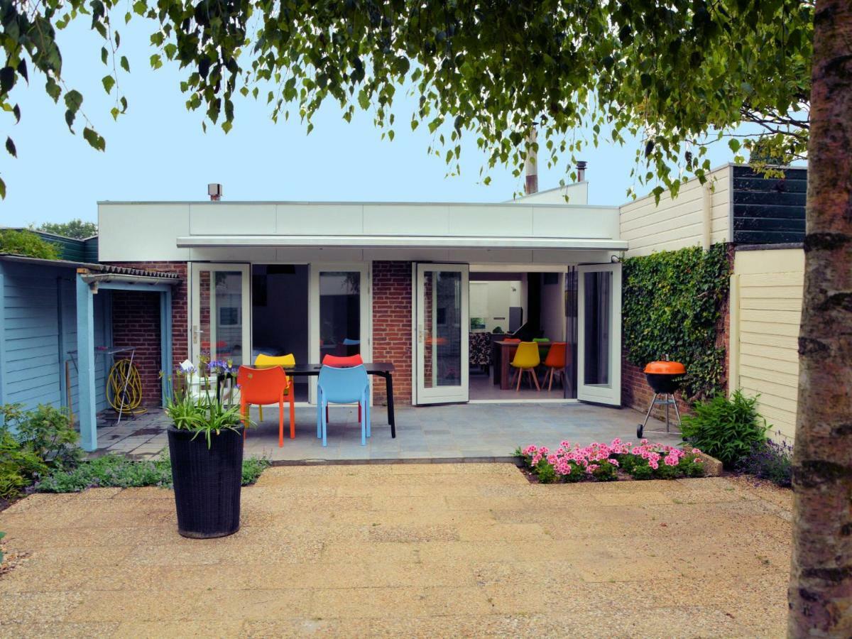 Fresh And Colorful Holiday Home Near The Beach Sea Dunes And Lake Noordwijkerhout Exterior foto
