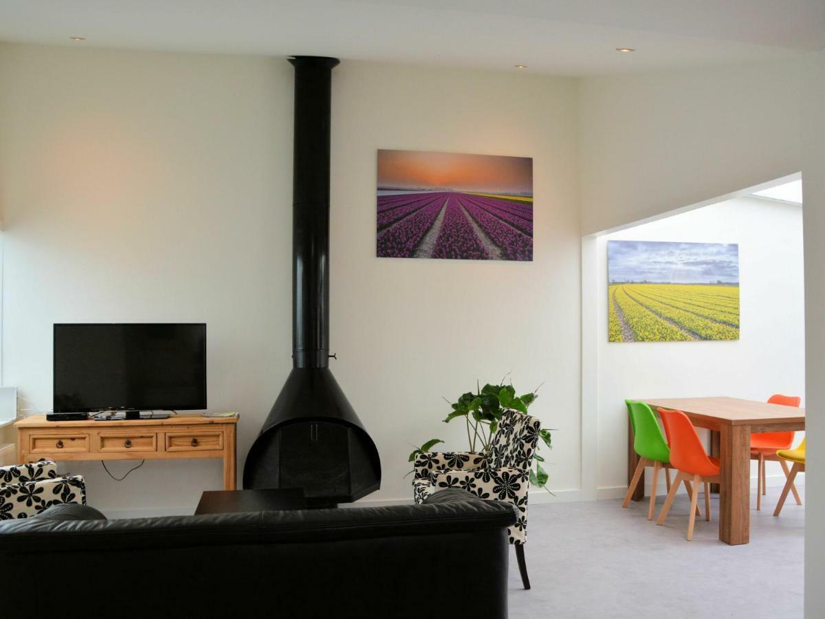 Fresh And Colorful Holiday Home Near The Beach Sea Dunes And Lake Noordwijkerhout Exterior foto